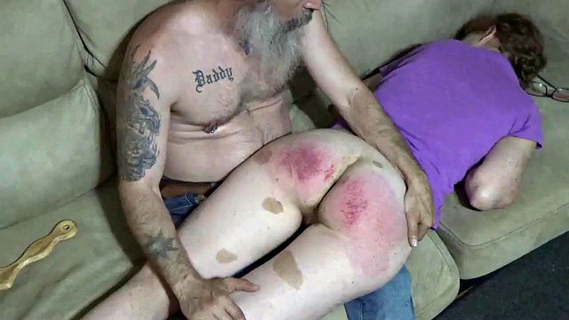 Miniatura de DaddysBG26's BDSM Spanking Discipline at Home