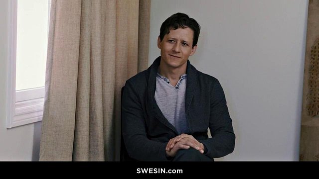 Miniatura de Armani Black Seduces Lucas Frost Into Big-Cock Creampie Fuck