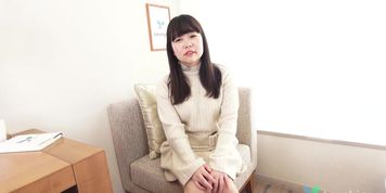 Miniatura de Amateur Japanese Model Miwa Ichikawa Has The Darkest Nipple...