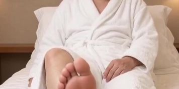 Miniatura de Massage foot bath girl AI