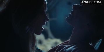 Miniatura de Lisa Otto Lesbian Scene in Adorable Humans