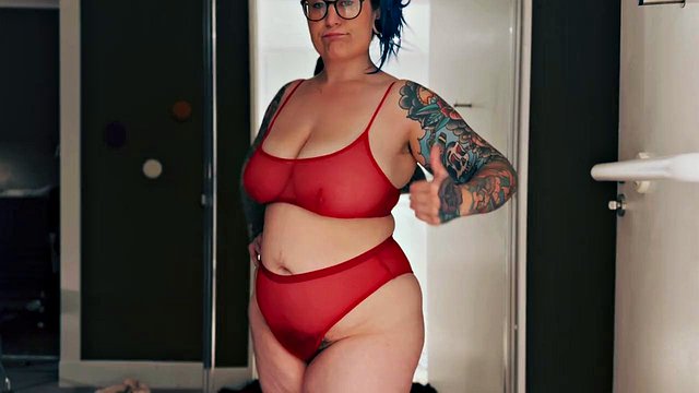Miniatura de Chubby British MILF Elizabeth Hunny in Sexy SHEIN Lingerie Part 2