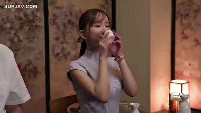 Miniatura de Hentai Office Brunette with Big Tits Ignores Husband's Calls on Business Trip to Fuck Colleague in Multiple