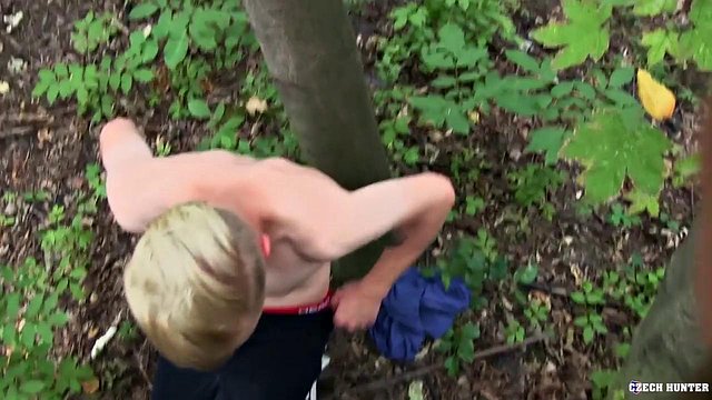 Miniatura de Fit Blond Twink Deepthroats Before Outdoor POV Pounding