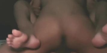 Miniatura de Tight Pinay Pussy Takes Missionary Creampie From Bf