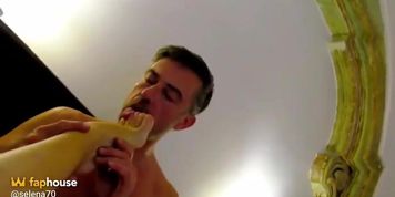 Miniatura de Hot Mature Blonde Wife Selena Foot Fetish Amateur Video