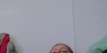 Miniatura de So horny made myself squirt in no time less then 2min
