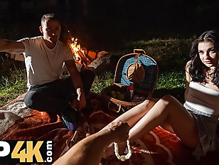 Miniatura de hunt4k. sexy skinny brunette doesn’t care about her bf and is giving a sloppy blowjob to a stranger