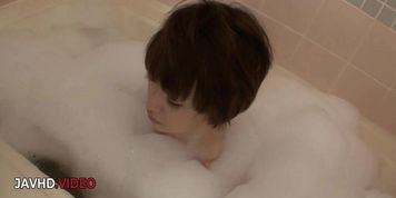 Miniatura de Akina Hara Relaxing Bath Time Sultry Japanese Blowjob Adventure