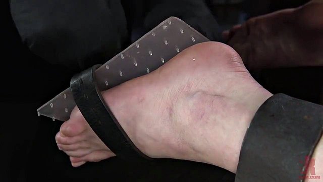 Miniatura de Lacy Lennon Redhead's Bondage Dildo Submission