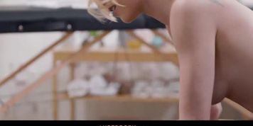 Miniatura de Troy Francisco Introduces Kyler Quinn To The Sensual World Of Nuru Massage