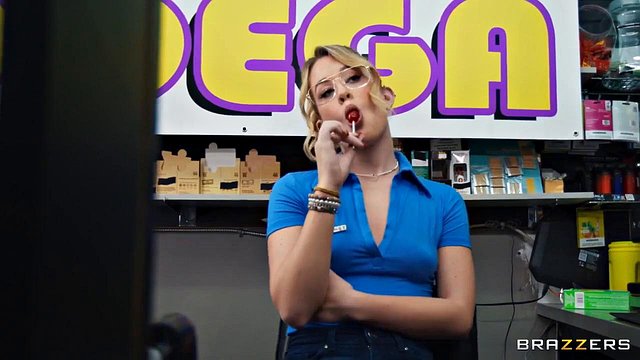 Miniatura de MILF Ashley Alexander's Workday Escalates to Hardcore Frenzy with Dickdealer Don and Derek Savage