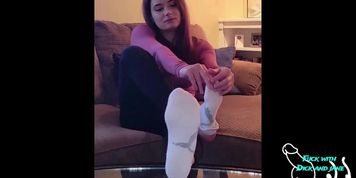Miniatura de Hot Model Shows You her Sexy Feet&excl;