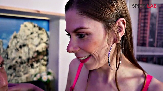 Miniatura de MILF Lesbian Threesome Repair