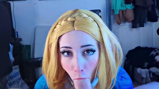 Miniatura de Miss Moons Lets Link Pound Her Body in Zelda Cosplay
