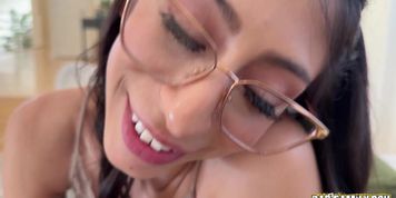 Miniatura de My Stepdaughter Fails Her Test Over Morning Handjob