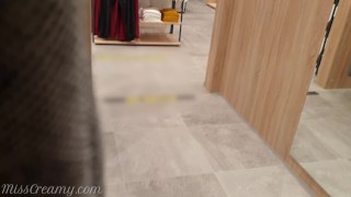 Miniatura de Public sex - Hot teacher flashing and sucking my dick in the mall dressing room 4K - MissCreamy