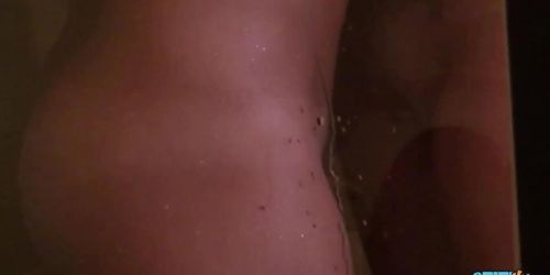 Miniatura de Showering together after yoga the lesbians share a kiss that leads to plenty of