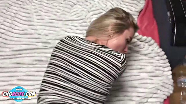 Miniatura de Mira David's Anal Cumshot Blunder