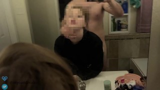 Miniatura de Lick my pussy after watching me pee. Creampie fuck in the mirror before datenight