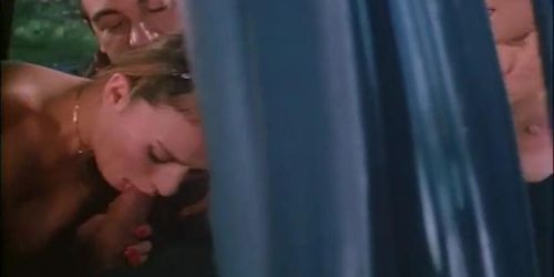 Miniatura de Horny MILFs Ride and Take Cum in Mouth During Car Threesome (Milly D'Abbraccio, Roberto Malone, Rossana Doll)