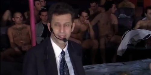Miniatura de Riccardo schicchi s perversion day valentina rush takes a gangbang