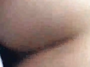 Miniatura de husband talks wife into taking bbc creampie