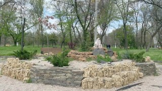 Miniatura de Blowjob in public in the park-Sweet girl swallows my sperm