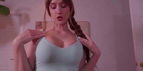 Miniatura de ScarletChase Surprises Her Stepson With A Cosplay After A BJ