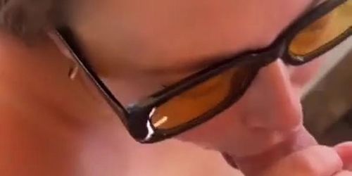 Miniatura de Ava Nicks Gets A Titty Cumshot After A Sloppy Blowjob