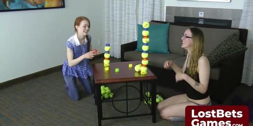 Miniatura de Two lesbians in an intimate Strip Ball Stacks challenge