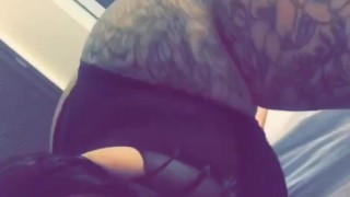 Miniatura de Tattooed Afro Latina Twerking