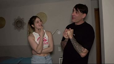 Miniatura de Mi novia y su amiga me hicieron pasar el mejor momento de mi vida en un trío inolvidable.
