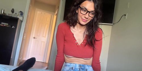 Miniatura de Sweet Step Sis Sex For Favors ~ Sawyer Cassidy ~ Household Fantasy ~ Scott Stark Fuck By Huge Cock Creampie (blinkx, daniela antury, danni jones, kiara mia, mandy waters)