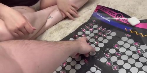 Miniatura de Huge Natural Boobs Slutty Wife Plays Sex Game - Creampie & Deep Throat