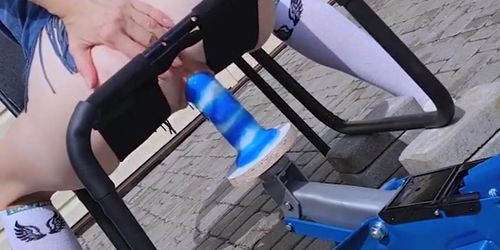 Miniatura de Insane Insertion Fetish! Monster Dildo Stretches Tiny Stepsister's Pussy Deep