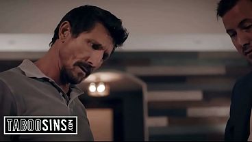 Miniatura de Blonde Stepdaughter DP'd by Stepdad and Teacher - Lana Sharapova