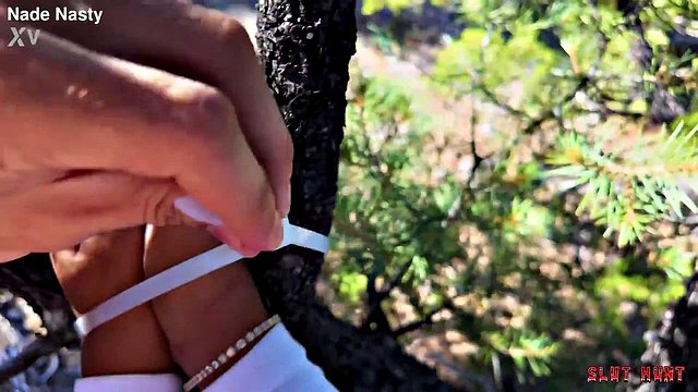 Miniatura de Ebony Gay Hunt