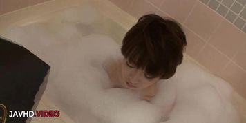 Miniatura de Akina Haras Sultry Japanese Bath Time Treat Enjoying Her Own Unique Blowjob Talent