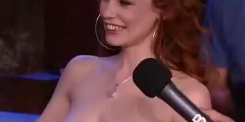 Miniatura de Justine Joli Lesbian, Breasts Scene in The Howard Stern Show