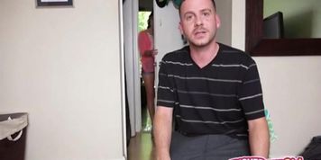 Miniatura de Skank girlfriend Megan Rain banged and cum facialed in pov style