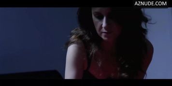 Miniatura de Ofri Fuchs Lesbian, Butt Scene in How To Be Alone