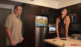 Miniatura de busty milf enjoys monster black dick