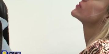 Miniatura de Maturenl Brittany Bardot Milf And The Stranger Sex Petite Girl