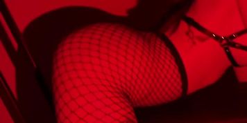 Miniatura de BDSM Fetish Scene in Latex and Fishnet (Dainty Wilder)