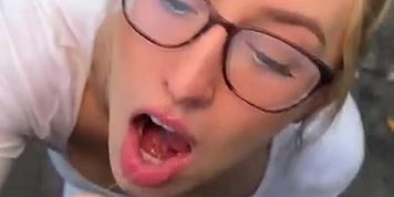 Miniatura de Dani Day Outdoor Blowjob Facial Glasses Video Leaked (laura saenz, pao dulzura, sophie taylor, theivoryfox)