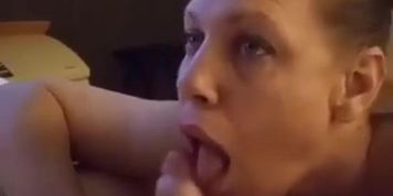 Miniatura de dirty talking slut gives deepthroat and anal