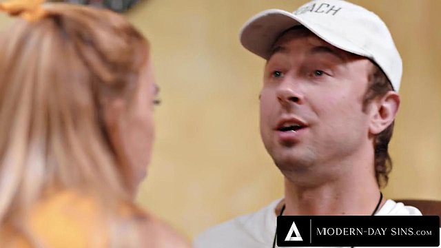 Miniatura de MODERN-DAY SINS - Anal-Loving Naughty Cheerleaders Seduce Their Coach For A Threesome