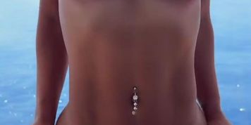 Miniatura de Outdoor Latina in public POV scene (Miss Lexa)